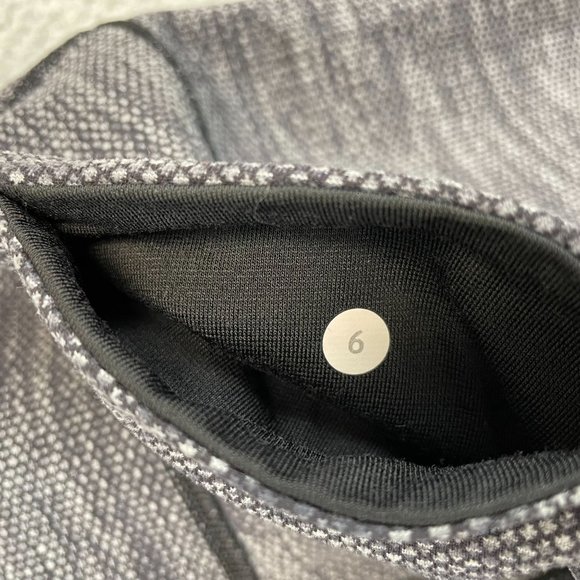 Lululemon Women Cropped Legging Size 6 yoga workout - Picture 7 of 9